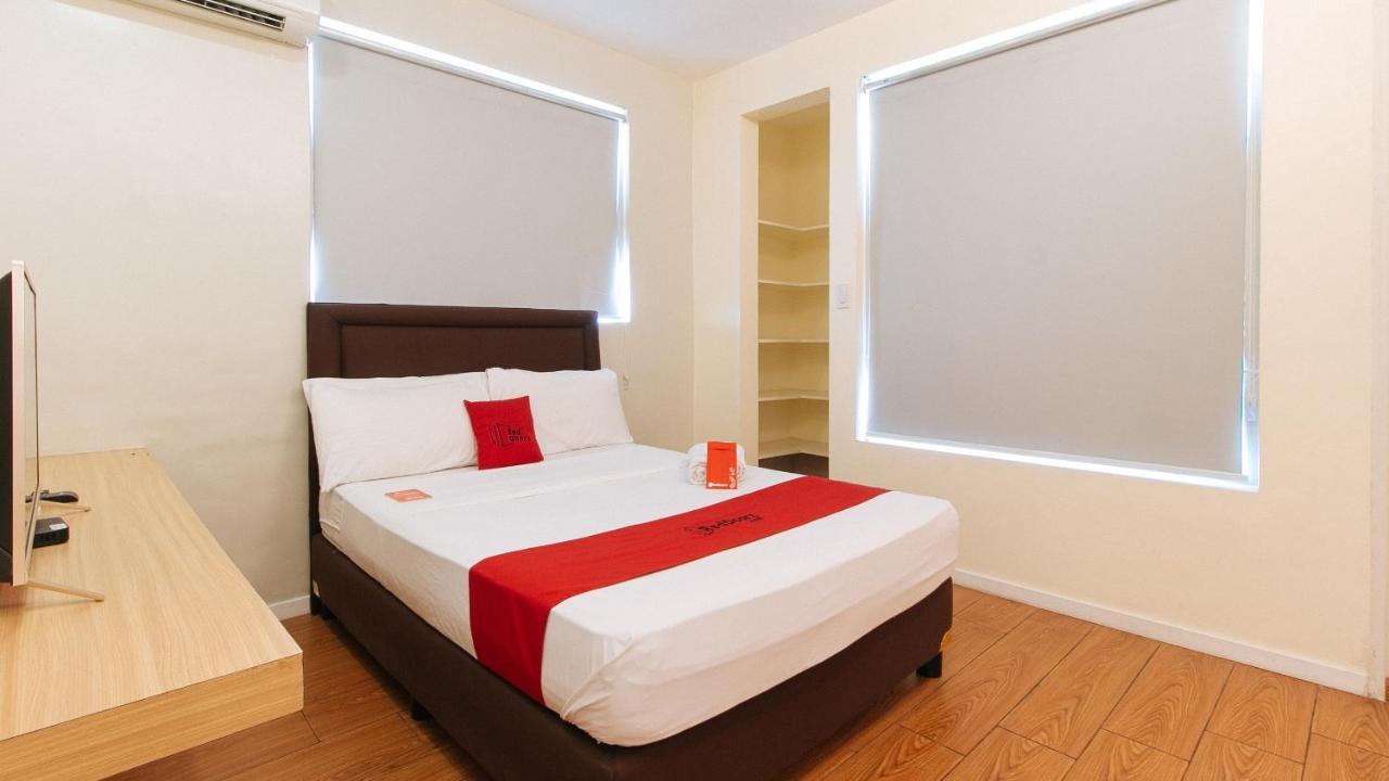 Reddoorz Plus @ A Rita Street San Juan San Juan  Екстер'єр фото