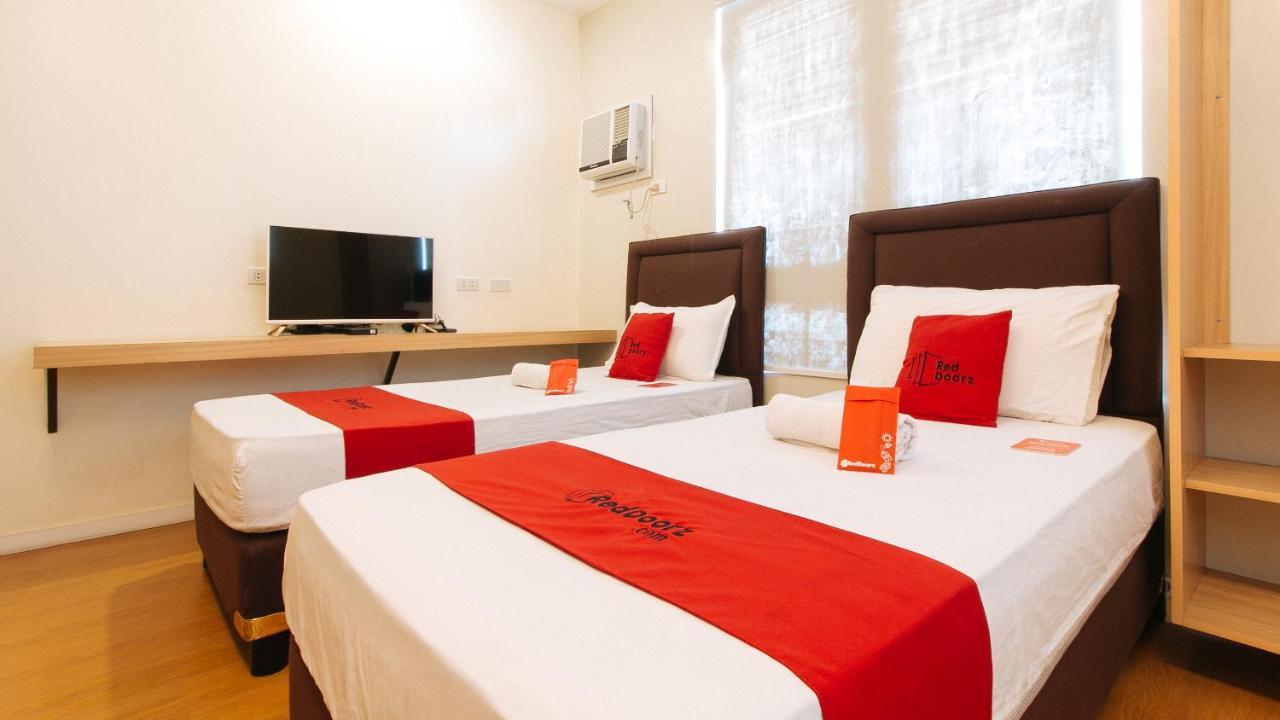 Reddoorz Plus @ A Rita Street San Juan San Juan  Екстер'єр фото