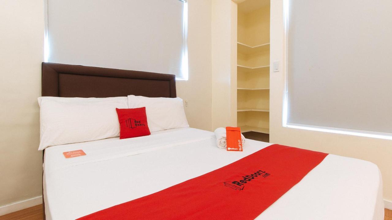 Reddoorz Plus @ A Rita Street San Juan San Juan  Екстер'єр фото