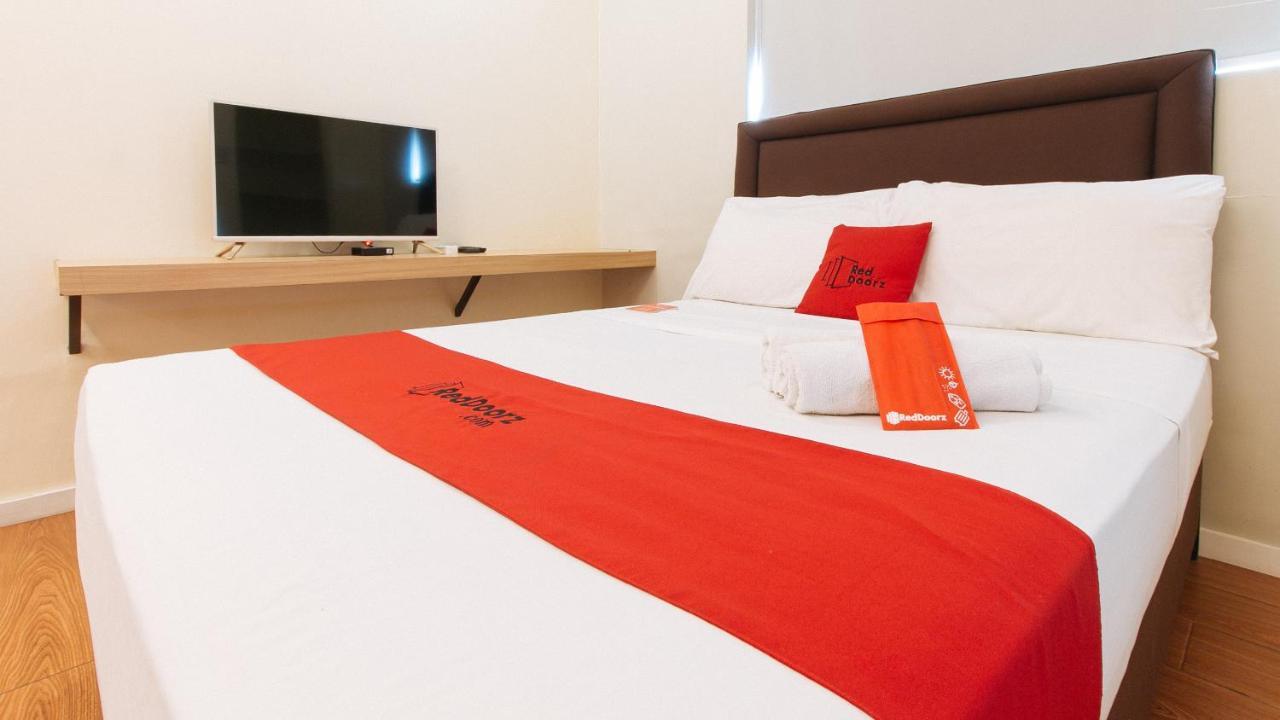 Reddoorz Plus @ A Rita Street San Juan San Juan  Екстер'єр фото
